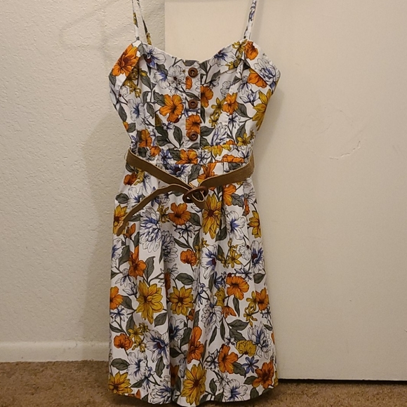 Forever 21 Dresses & Skirts - Spring floral dress